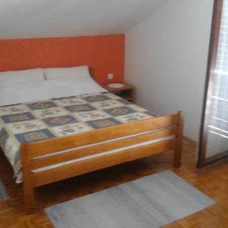 Apartment Rogic Biograd Na Moru Esterno foto