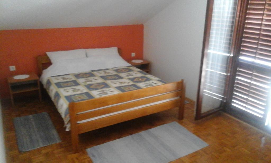 Apartment Rogic Biograd Na Moru Esterno foto